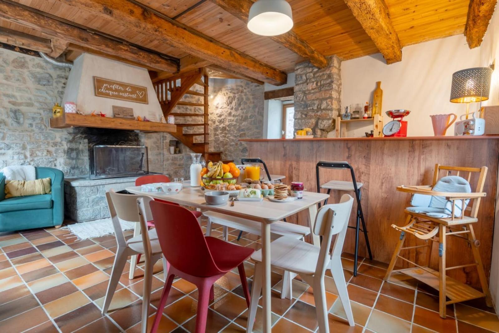 Maison De Village Au Coeur Des Remparts Sainte-Eulalie-de-Cernon Exteriér fotografie